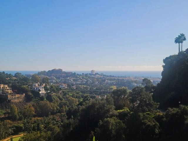 2 soverom Leilighet til salgs i Aloha Golf, Marbella med garasje - € 480 000 (Ref: 9524241)