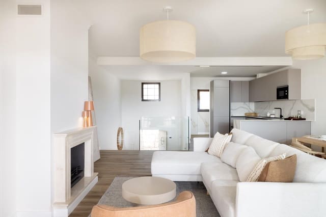 3 sovrum Radhus till salu i Estepona med pool garage - 470 250 € (Ref: 9548129)