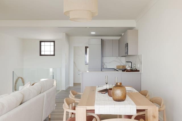 3 sovrum Radhus till salu i Estepona med pool garage - 470 250 € (Ref: 9548129)