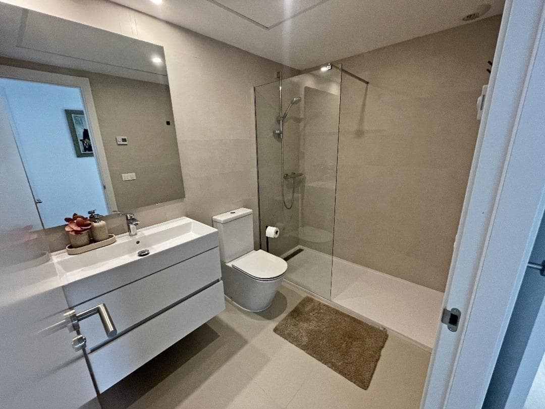 3 sypialnia Penthouse na sprzedaż w Estepona z garażem - 850 000 € (Ref: 9551320)