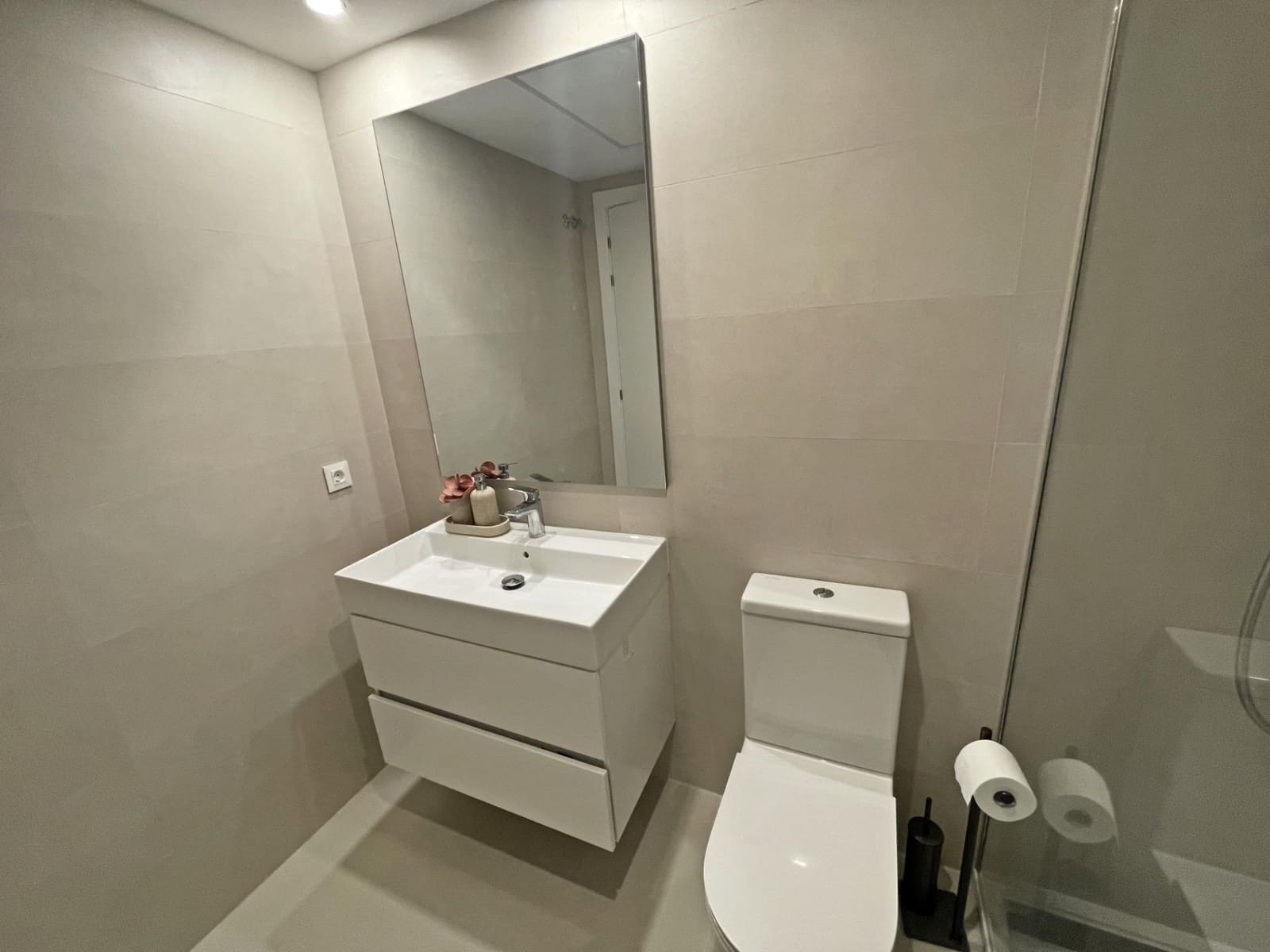 3 sypialnia Penthouse na sprzedaż w Estepona z garażem - 850 000 € (Ref: 9551320)