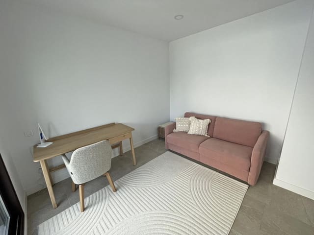 3 chambre Penthouse à vendre à Estepona avec garage - 850 000 € (Ref: 9551320)