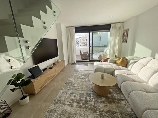 3 chambre Penthouse à vendre à Estepona avec garage - 850 000 € (Ref: 9551320)