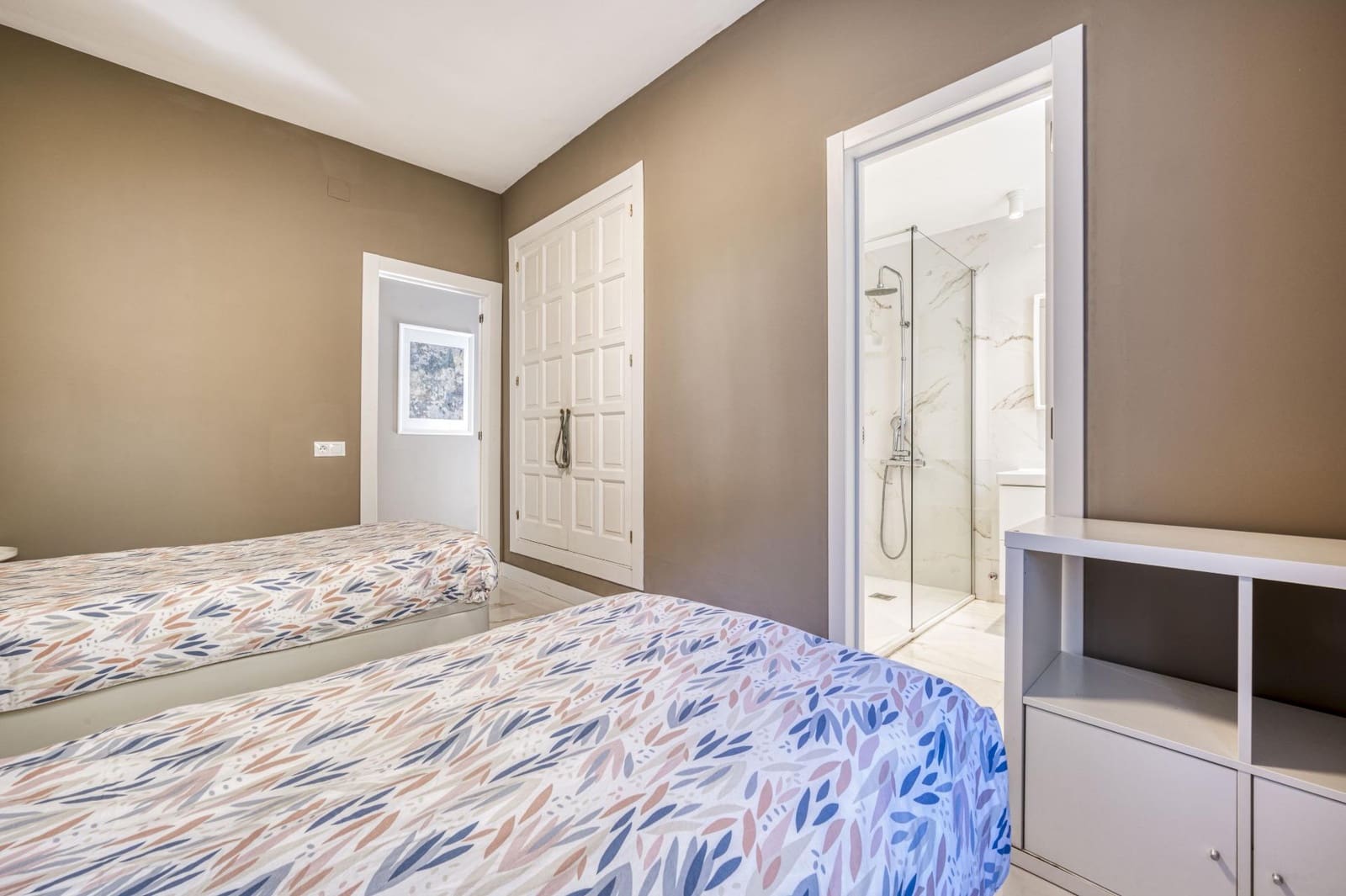 3 quarto Apartamento para venda em Puerto Banus com piscina garagem - 950 000 € (Ref: 9551321)