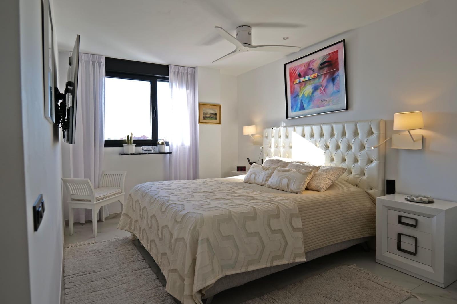 3 bedroom Penthouse for sale in Estepona with pool garage - € 1,770,000 (Ref: 9551323)