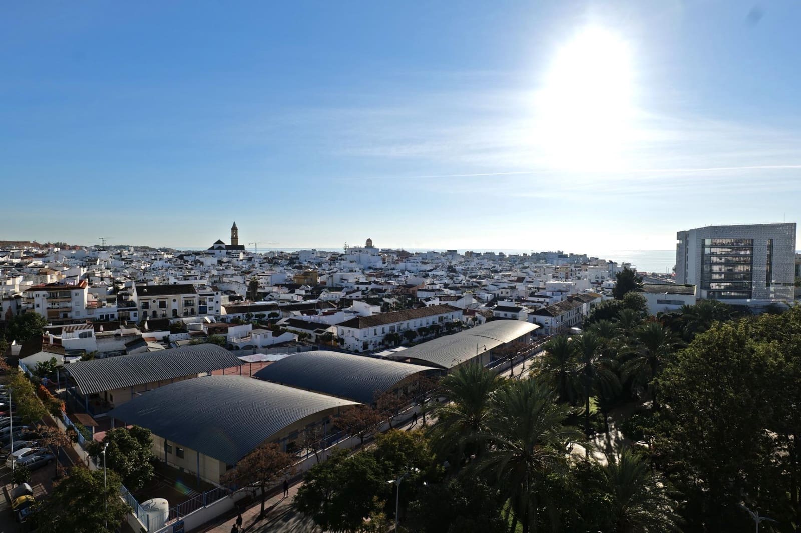 3 bedroom Penthouse for sale in Estepona with pool garage - € 1,770,000 (Ref: 9551323)