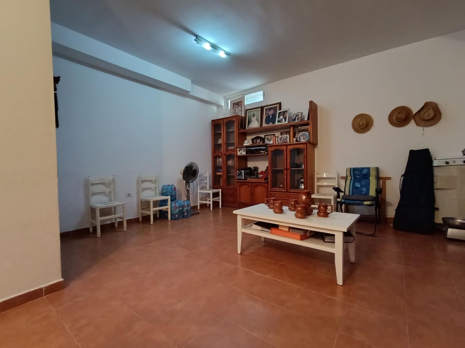 Adosado de 3 habitaciones en Chilches en venta con garaje - 585.000 € (Ref: 9568508)