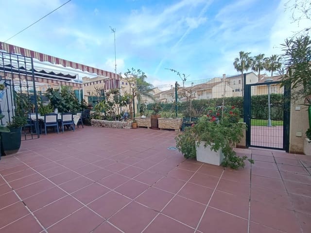 Adosado de 3 habitaciones en Chilches, Vélez-Málaga en venta con garaje - 585.000 € (Ref: 9568508)