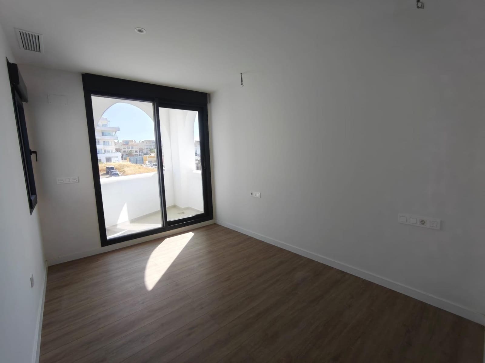 Apartamento de 2 habitaciones en Tarifa en venta con piscina garaje - 492.000 € (Ref: 9571111)