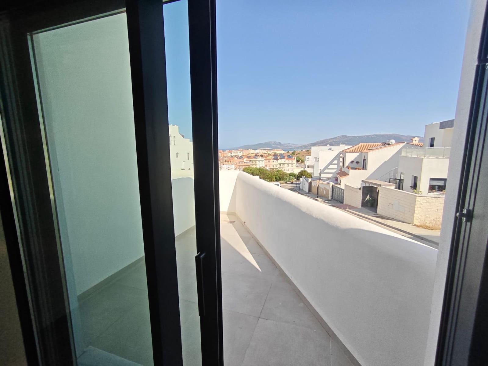 Apartamento de 2 habitaciones en Tarifa en venta con piscina garaje - 492.000 € (Ref: 9571111)