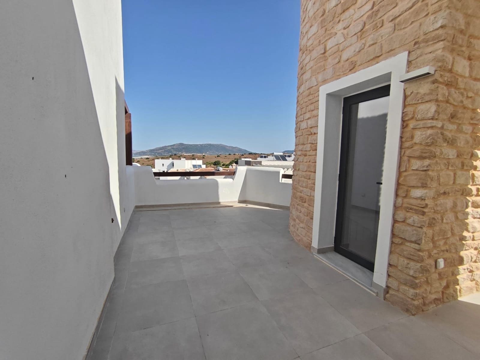Apartamento de 2 habitaciones en Tarifa en venta con piscina garaje - 492.000 € (Ref: 9571111)