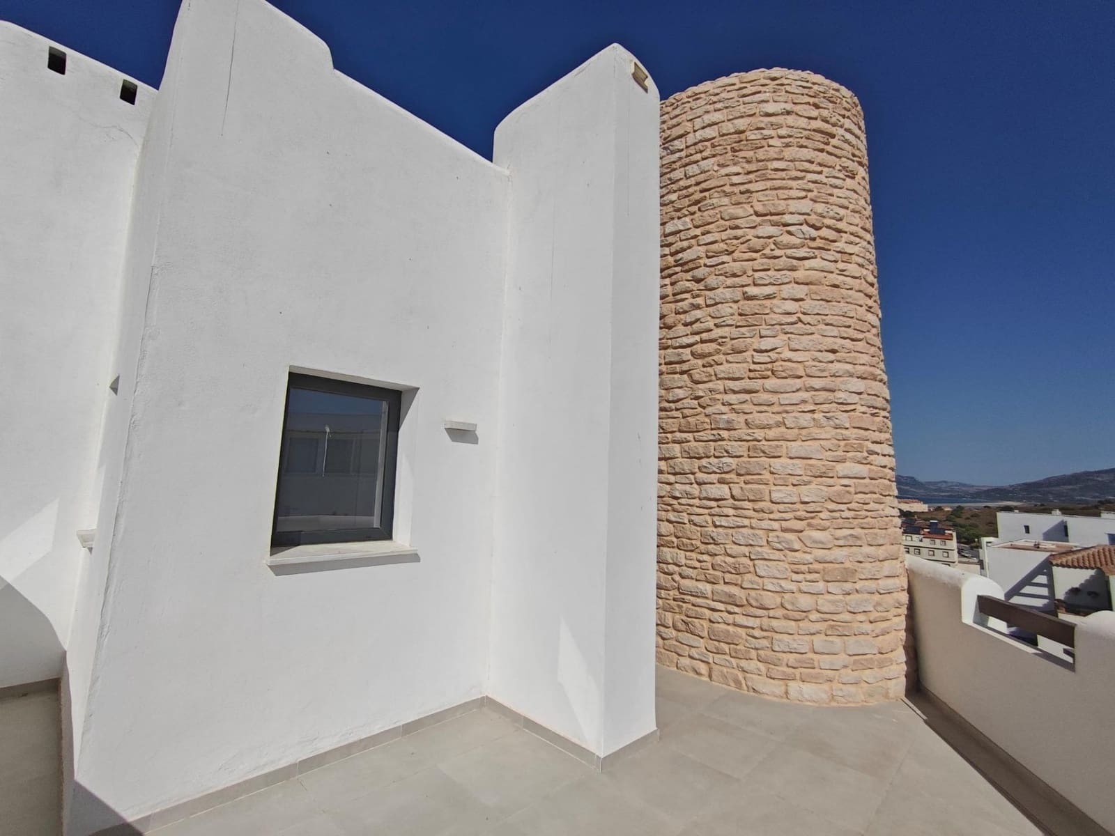 Apartamento de 2 habitaciones en Tarifa en venta con piscina garaje - 492.000 € (Ref: 9571111)