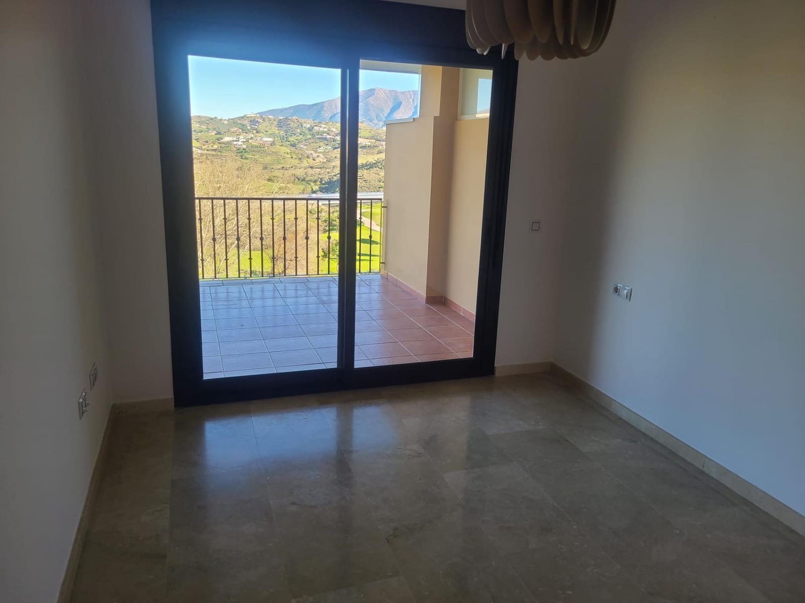 2 sovrum Lägenhet till salu i La Cala de Mijas med garage - 279 000 € (Ref: 9608005)
