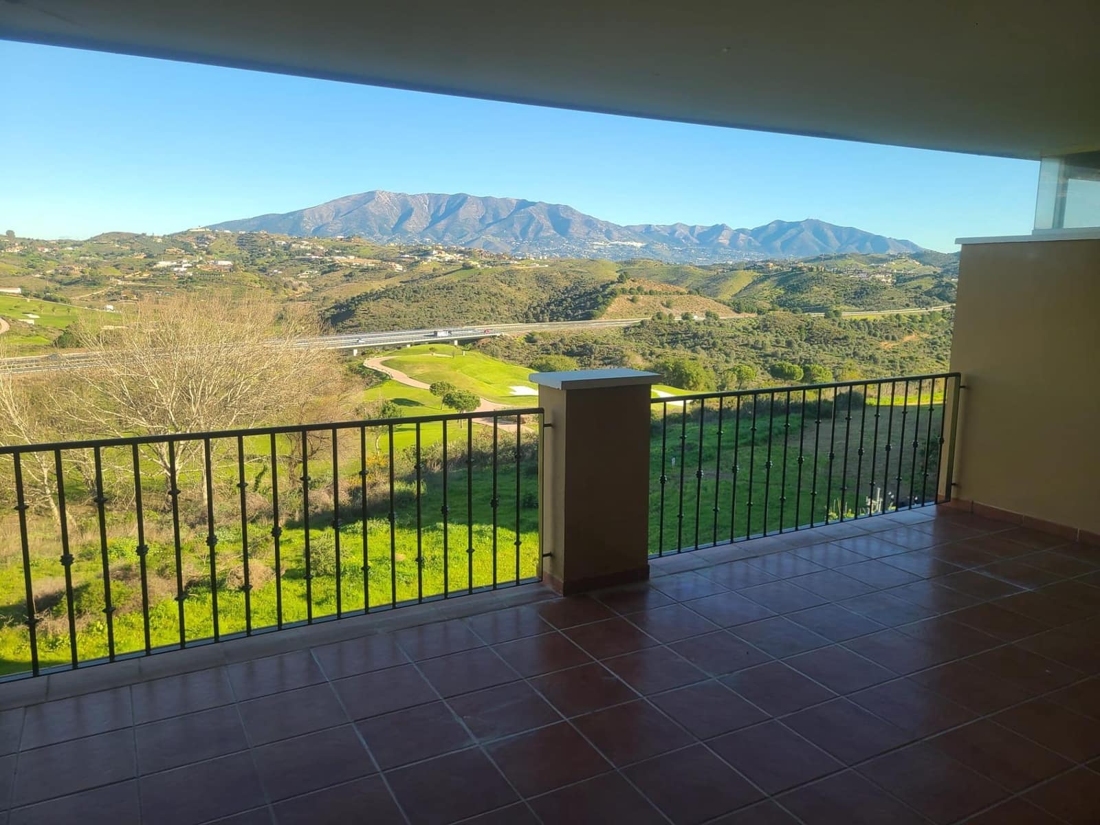 2 sovrum Lägenhet till salu i La Cala de Mijas med garage - 279 000 € (Ref: 9608005)