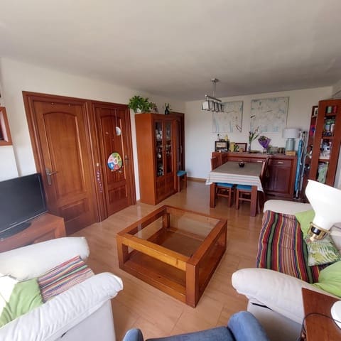 4 soverom Leilighet til salgs i Ciudad Jardín, Málaga by - € 235 000 (Ref: 9648057)