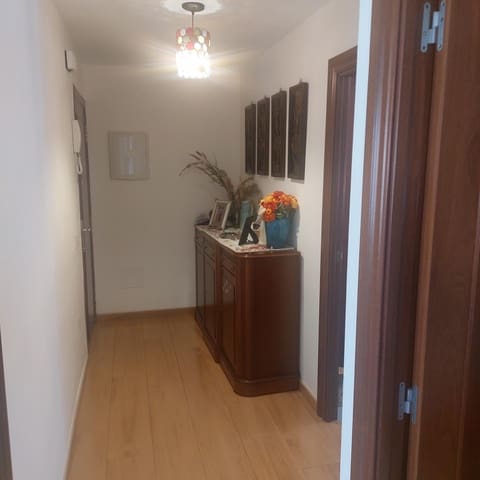 Piso de 4 habitaciones en Ciudad Jardín, Málaga ciudad en venta - 235.000 € (Ref: 9648057)
