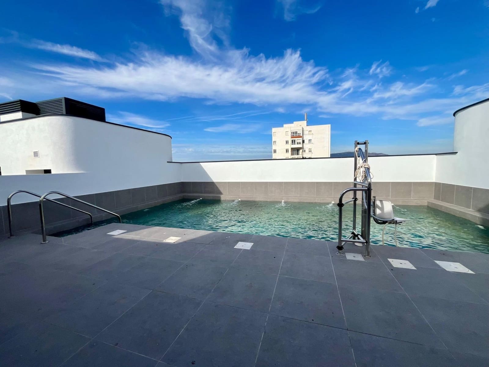 1 slaapkamer Appartement te koop in Tarifa met zwembad garage - € 299.000 (Ref: 9656024)