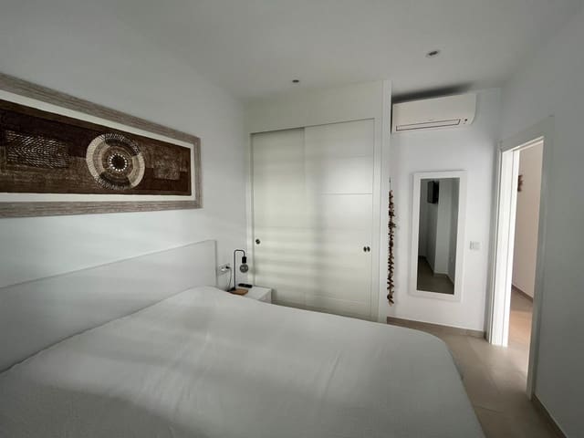 1 slaapkamer Appartement te koop in Tarifa met zwembad garage - € 299.000 (Ref: 9656024)