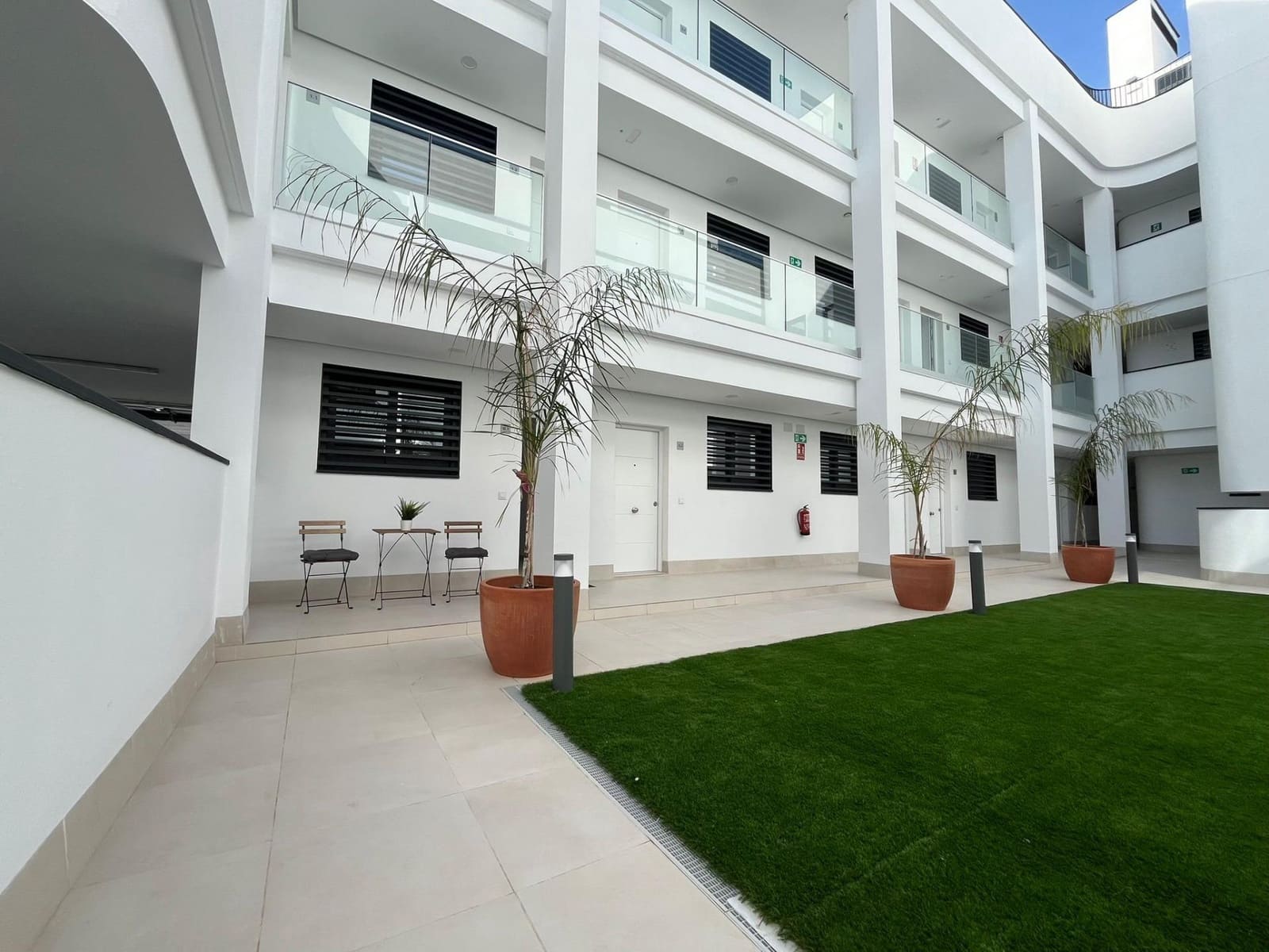 1 slaapkamer Appartement te koop in Tarifa met zwembad garage - € 299.000 (Ref: 9656024)