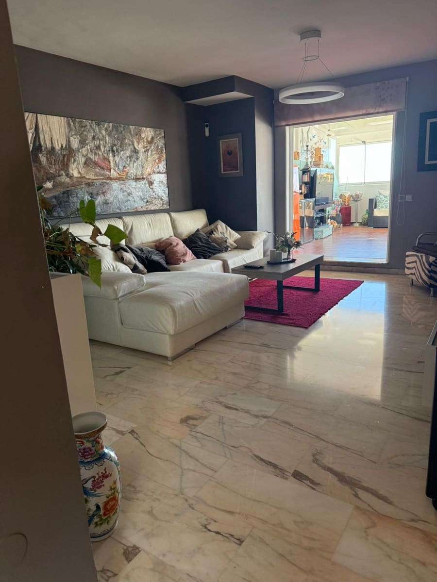 3 bedroom Penthouse for sale in Benalmadena with garage - € 649,000 (Ref: 9698794)