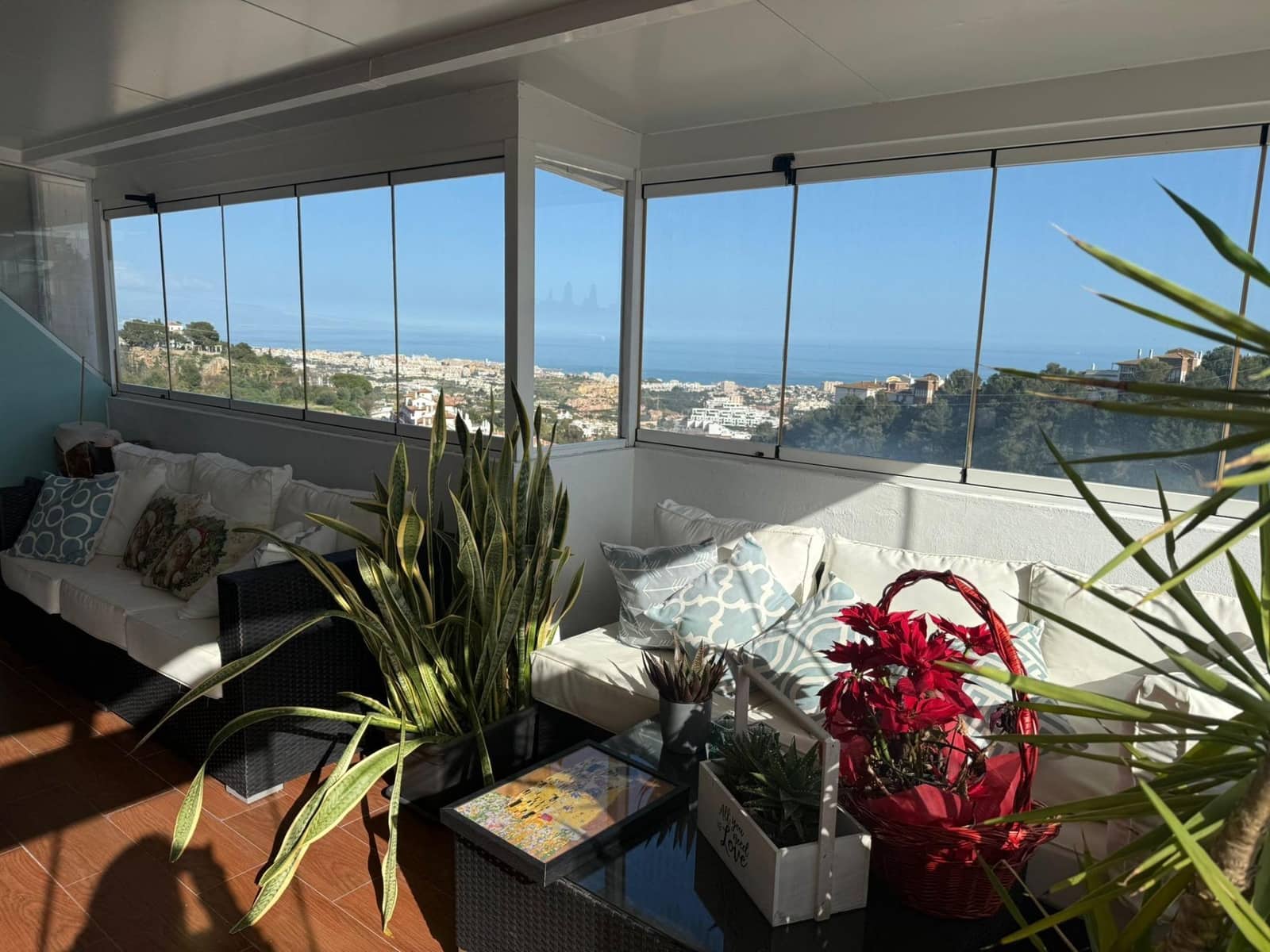 3 bedroom Penthouse for sale in Benalmadena with garage - € 649,000 (Ref: 9698794)
