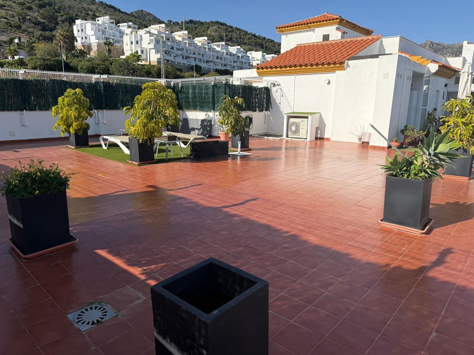 3 bedroom Penthouse for sale in Benalmadena with garage - € 649,000 (Ref: 9698794)