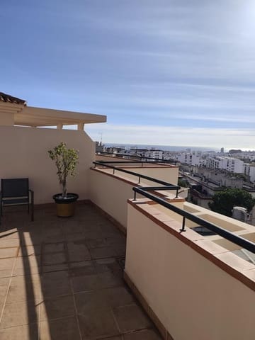 2 Zimmer Penthouse zu verkaufen in Centro, Estepona mit Pool Garage - 447.000 € (Ref: 9711925)