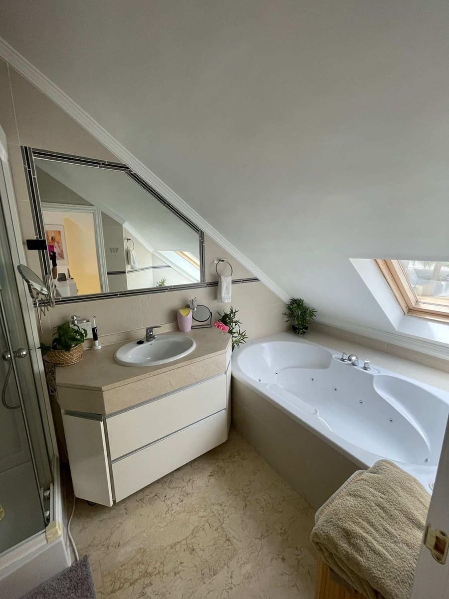 7 soveværelse Rækkehus til salg i Sitio de Calahonda med swimmingpool garage - € 620.000 (Ref: 9747800)