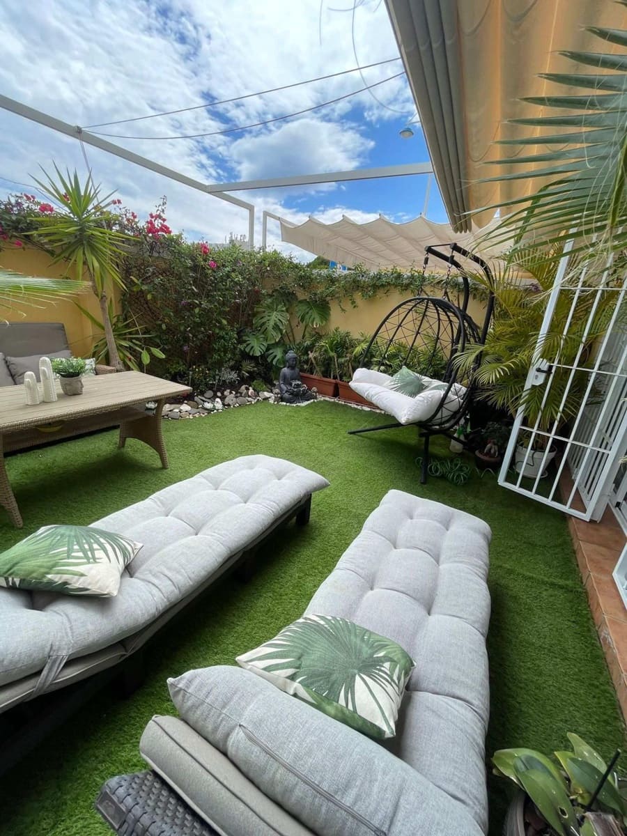 7 soveværelse Rækkehus til salg i Sitio de Calahonda med swimmingpool garage - € 620.000 (Ref: 9747800)