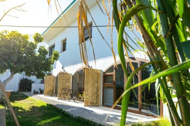 8 sovrum Lägenhet till salu i Tarifa med garage - 980 000 € (Ref: 9758020)