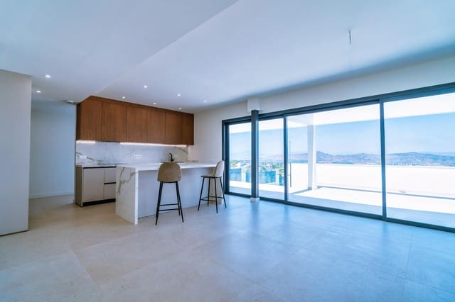 4 quarto Moradia para venda em Pinos de Alhaurin, Alhaurín de la Torre com piscina garagem - 850 000 € (Ref: 9820445)