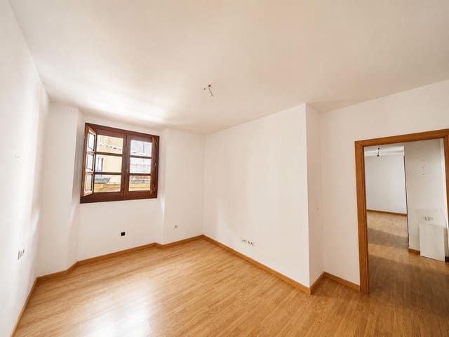 2 Zimmer Apartment zu verkaufen in Granada Stadt - 219.000 € (Ref: 9907512)