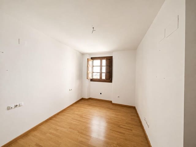 2 Zimmer Apartment zu verkaufen in Granada Stadt - 219.000 € (Ref: 9907512)