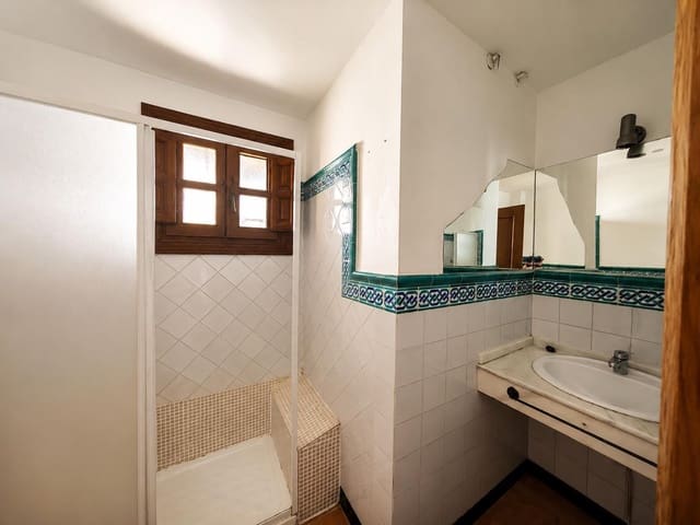 2 Zimmer Apartment zu verkaufen in Granada Stadt - 219.000 € (Ref: 9907512)