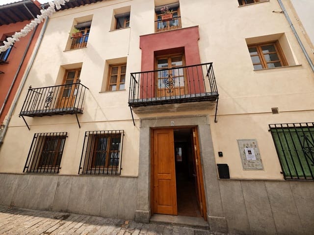 2 Zimmer Apartment zu verkaufen in Granada Stadt - 219.000 € (Ref: 9907512)