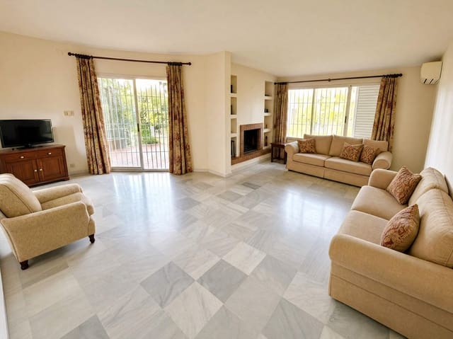 4 soverom Villa til salgs i El Puerto de Santa María - € 1 100 000 (Ref: 9932086)