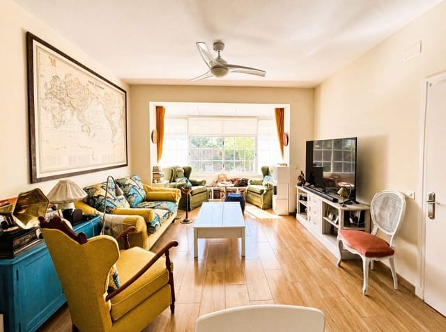 4 quarto Moradia Geminada para venda em El Puerto de Santa María com piscina - 550 000 € (Ref: 9932087)