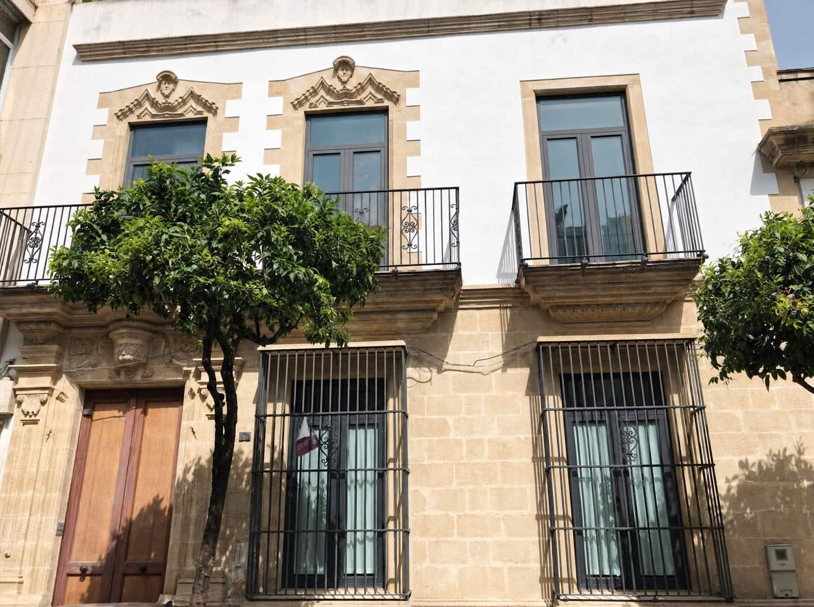 4 bedroom Townhouse for sale in El Puerto de Santa Maria - € 850,000 (Ref: 9932088)