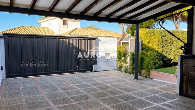 5 soverom Villa til salgs i El Puerto de Santa María med svømmebasseng garasje - € 1 150 000 (Ref: 9932089)