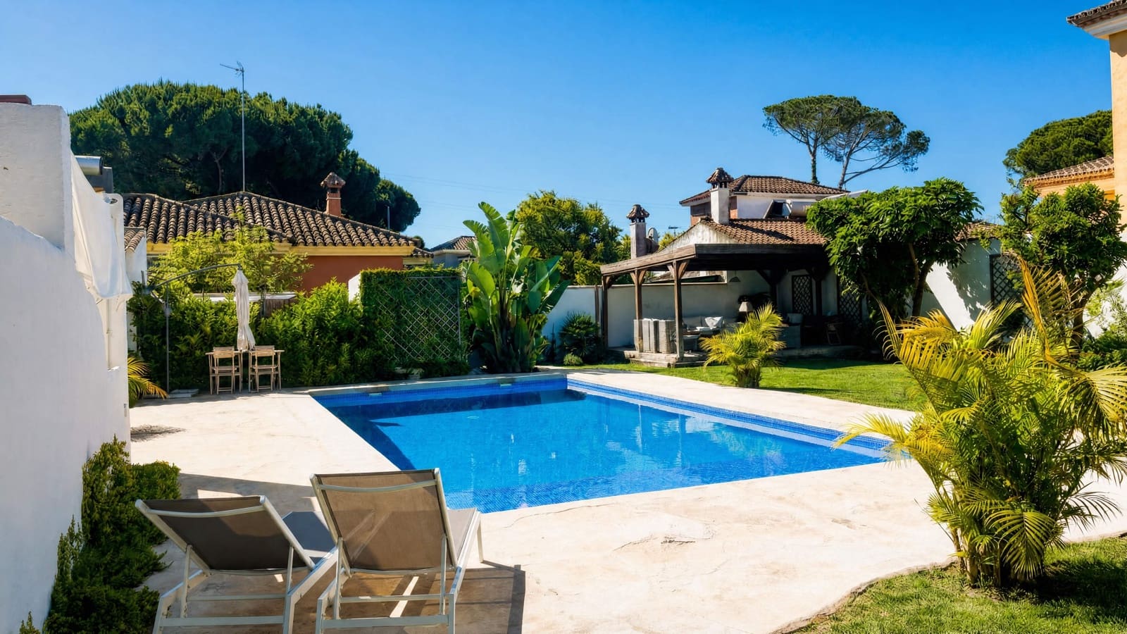 7 bedroom Villa for sale in El Puerto de Santa Maria with pool garage - € 1,050,000 (Ref: 9932090)