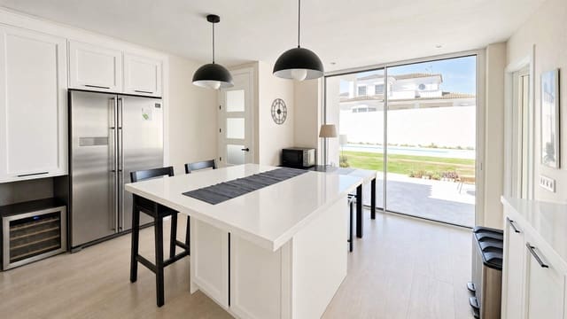 4 soverom Villa til salgs i El Puerto de Santa María med svømmebasseng - € 1 150 000 (Ref: 9932091)