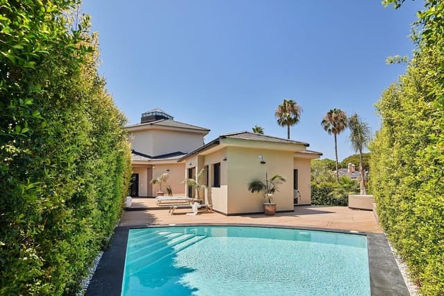 4 soverom Villa til salgs i El Puerto de Santa María med svømmebasseng garasje - € 2 350 000 (Ref: 9932095)
