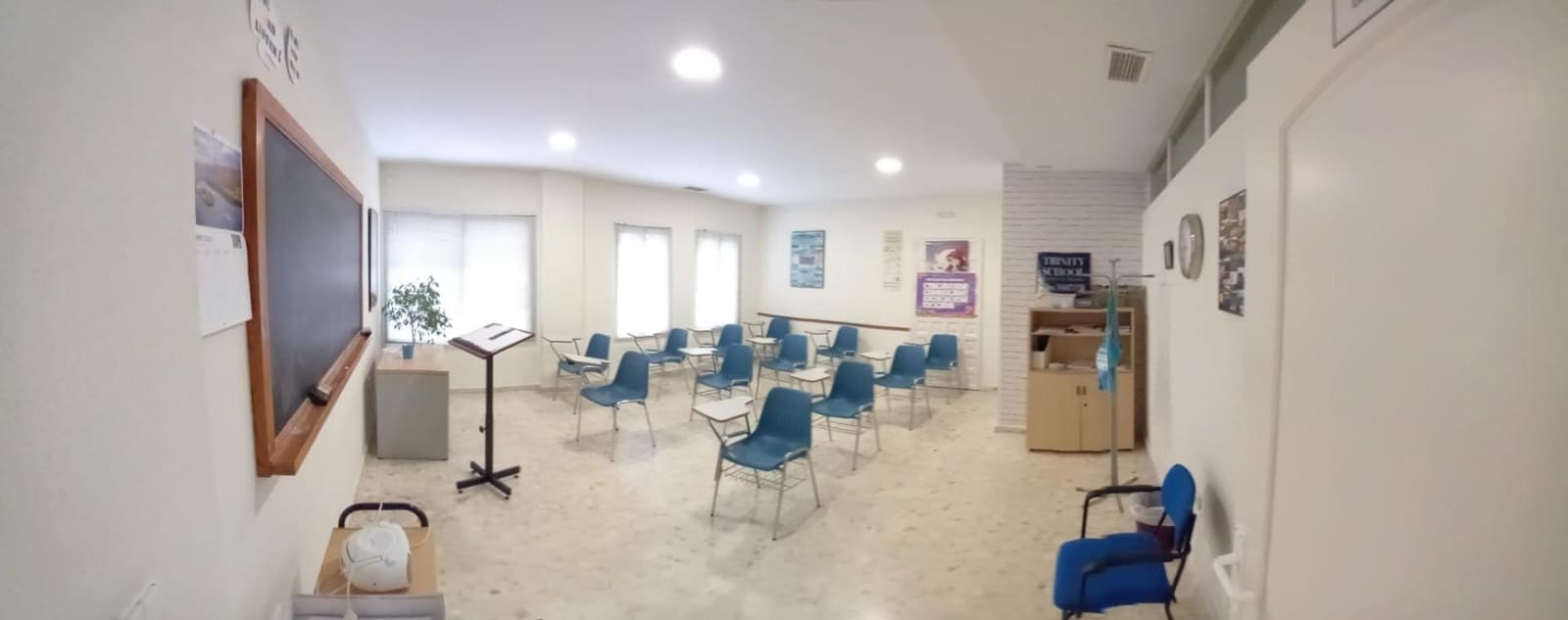 Erhverv til salg i El Puerto de Santa Maria - € 450.000 (Ref: 9932096)