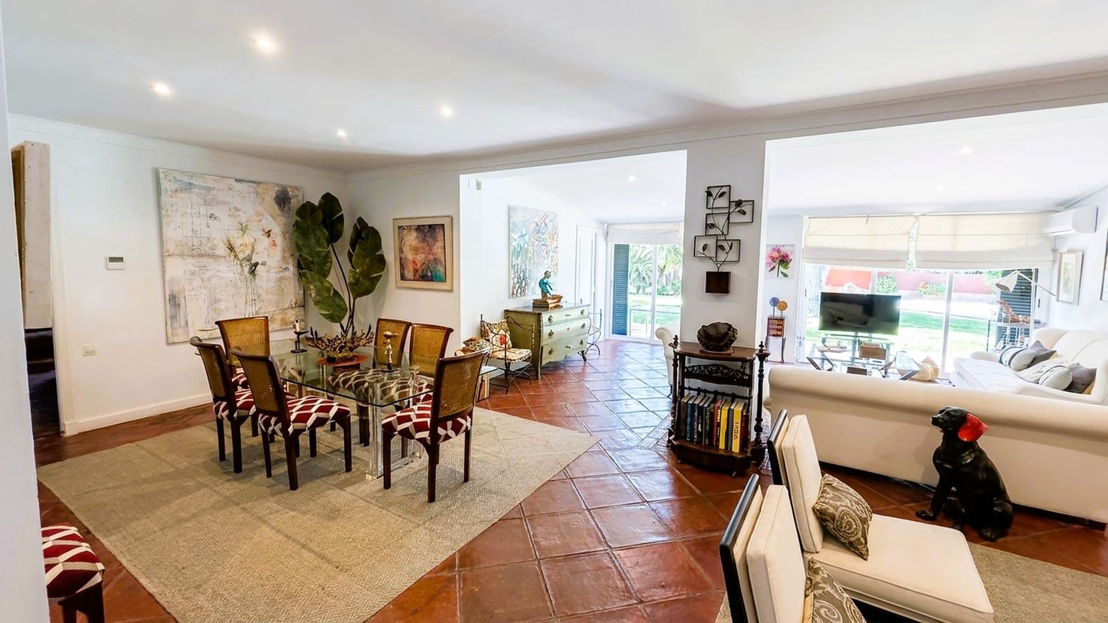 9 bedroom Villa for sale in El Puerto de Santa Maria with pool garage - € 2,100,000 (Ref: 9932097)