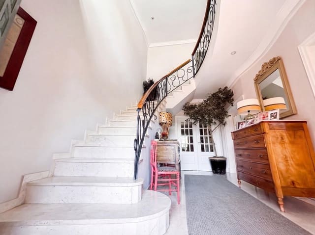 5 soverom Villa til salgs i Jerez de la Frontera med svømmebasseng garasje - € 1 198 000 (Ref: 9932098)