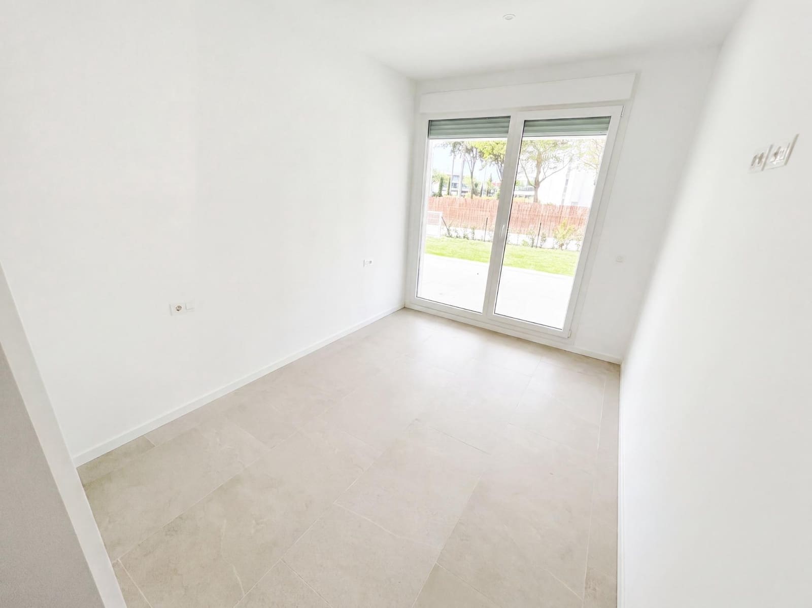 3 sovrum Lägenhet till salu i Chipiona med pool garage - 695 000 € (Ref: 9932100)
