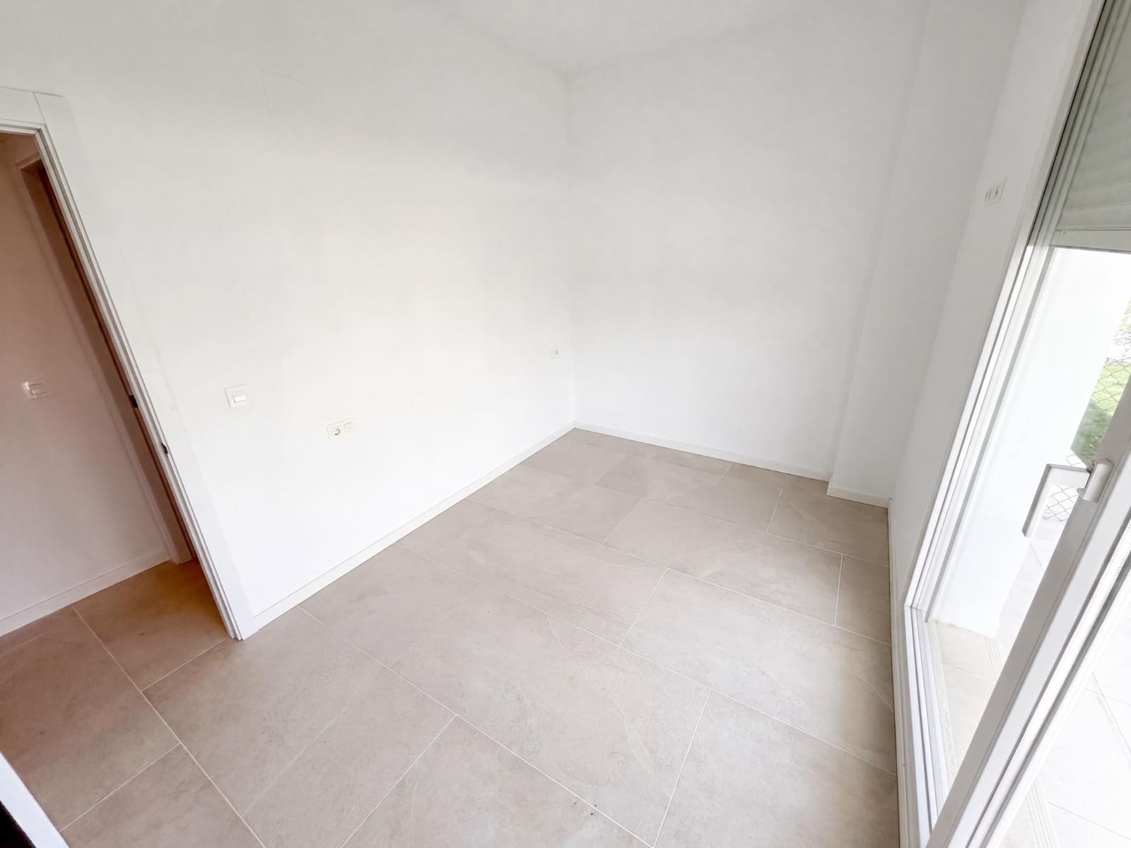 3 sovrum Lägenhet till salu i Chipiona med pool garage - 695 000 € (Ref: 9932100)