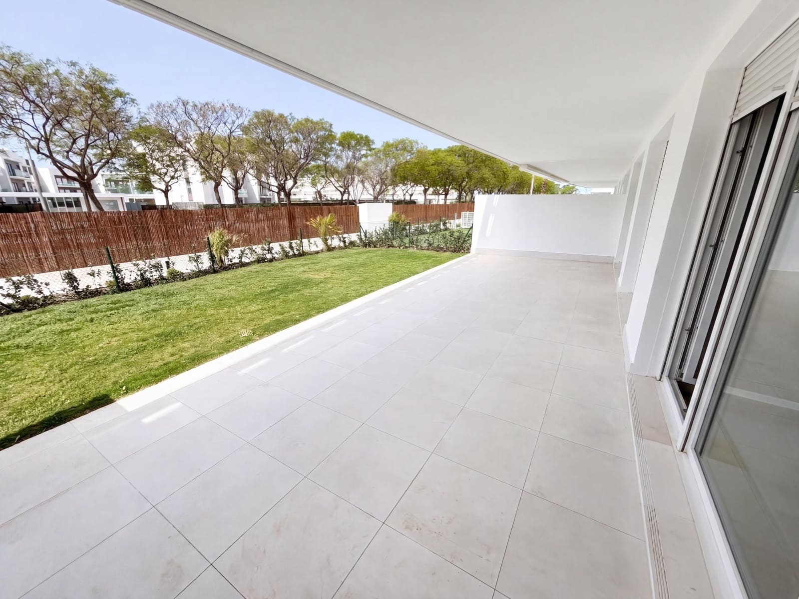 3 sovrum Lägenhet till salu i Chipiona med pool garage - 695 000 € (Ref: 9932100)