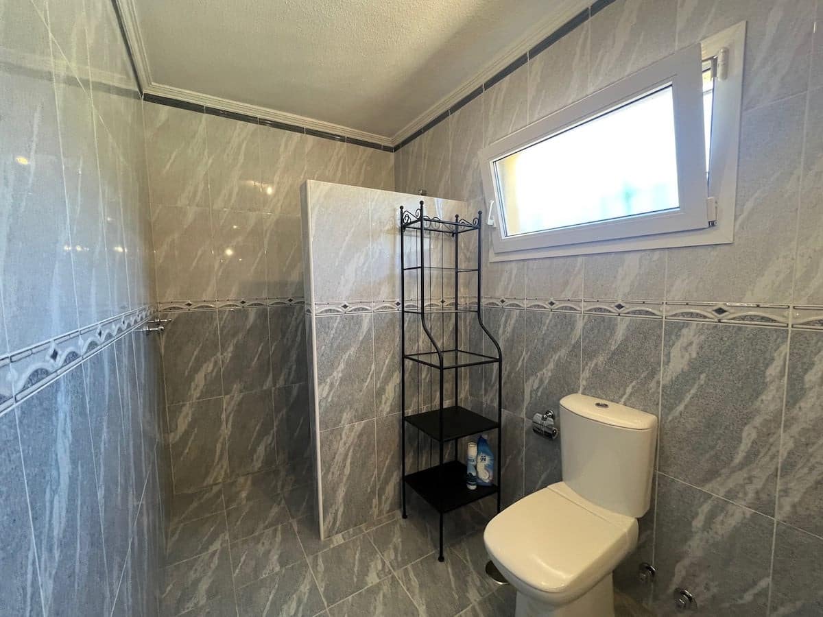   4 soveværelse   ferieVilla i Mijas   med   swimmingpool  garage  - € 2.065 (Ref: 8384635)