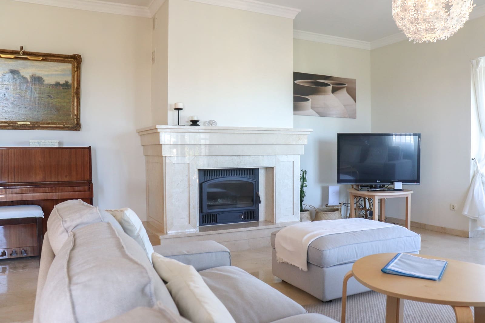   4 soveværelse   ferieVilla i Mijas   med   swimmingpool  garage  - € 2.065 (Ref: 8384635)